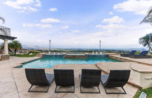 Modern Hilltop Retreat - Foto 58