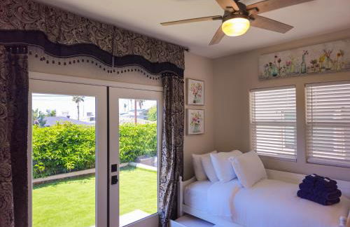 Modern comfort, prime location, 360 views, 4 BR entire house - Foto 18