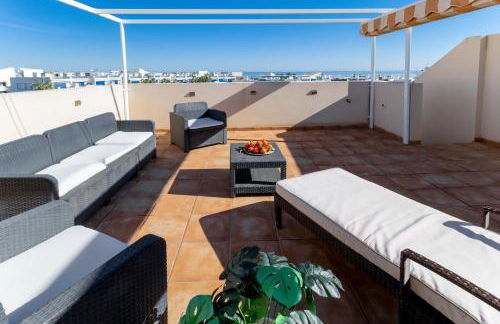 Victoria Sunny flat with sea and pool view - Foto 17