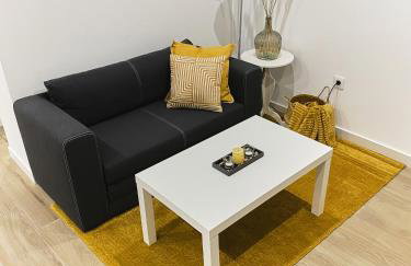 Central Market Deluxe Apartments - Photo 7
