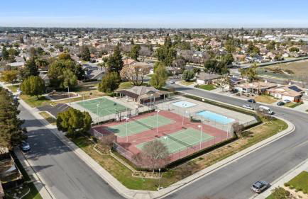 3 Bed 2 Bath Newly Furnished - Available Now - Photo 43