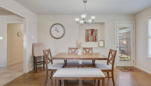 The Sterling House Your Comfortable Getaway - Photo 4