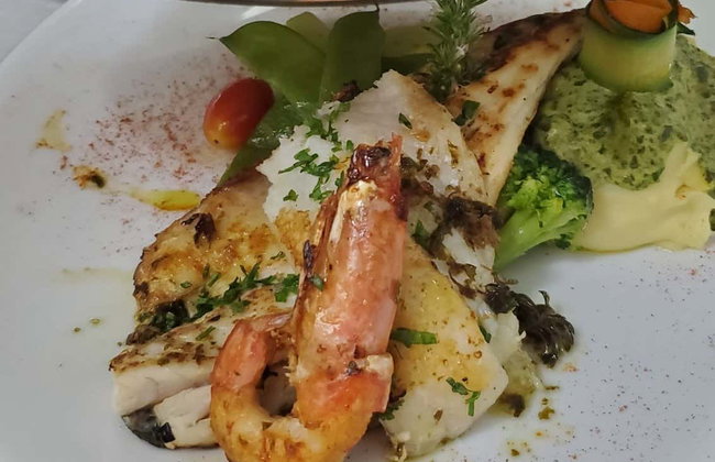 Espectáculo de fado con cena en Funchal - Foto 7