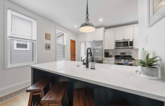 Morrill Modern Retreat Desirable Marion Village! - Foto 9