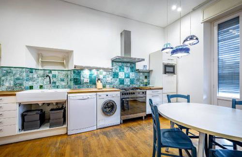 YD Bright 2-Bedroom Retreat with Elevator - Foto 18