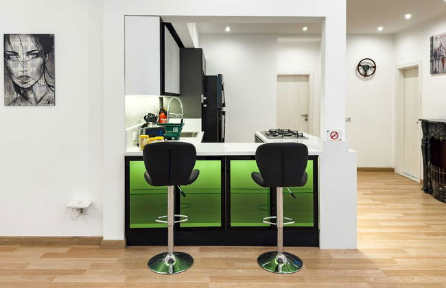 Xuru Stays I Posh & Panoramic 2bdr Rooftop 5 Min To Airport - Foto 9