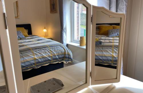 Fabulous 2 bed Historic Ground floor apartment Belper with free car parking next to property - Foto 49