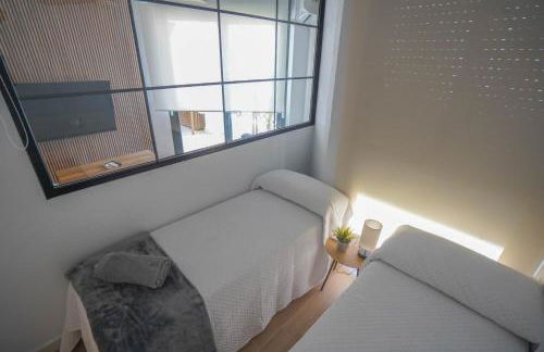 Apartasuites Royal Zahara, Máximo confort con vistas al mar - Photo 65