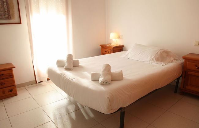 Apartamentos Laura Mar - Foto 3