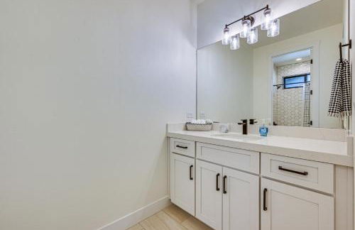 Flagstaff Group Getaway with Game Room and Deck - Photo 22