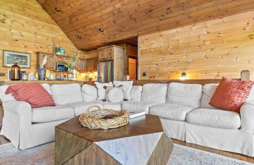 Surreal Views Outdoor Fireplace Pool Table Hot Tub - Foto 11