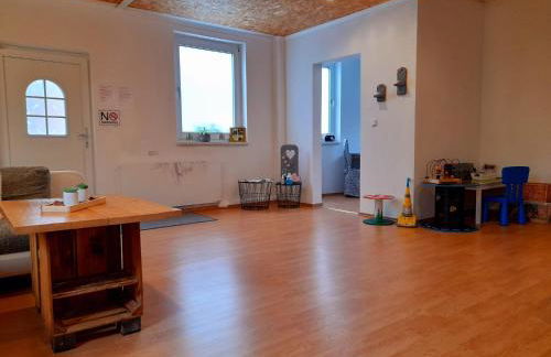 Willkommen in dem Luftkurort und Käsestadt Nieheim Rennstrecke 4km entfernt Fewo1 - Foto 1