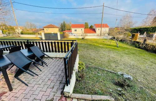 Green Gables- Old Charm - Photo 27