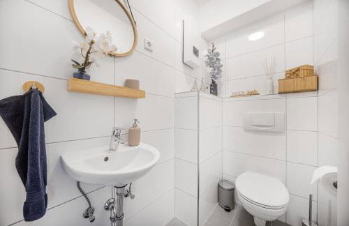 Excellence Deluxe Suite mit Balkon & Stadtblick - zentral an der Messe Essen - Foto 14