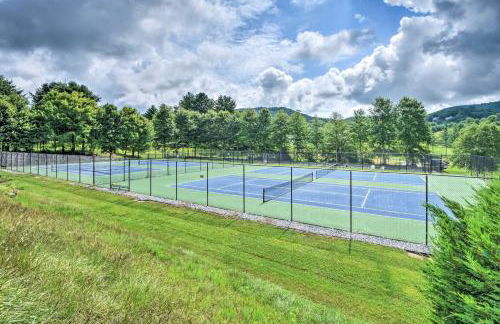 Deck and Community Perks Sky Valley Home! - Foto 39