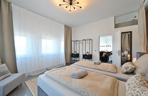 Yello Homes - Luxus Loft für bis zu 7 Personen nähe Airport & Messe, Tischfußball & Whirlpool - Foto 12