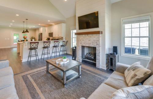 3 Mi to Campus Auburn Home with Deck and Fire Pit - Foto 3