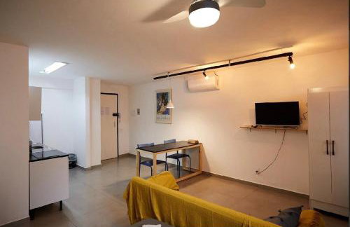 12 - ESTÚDIO CHARMOSO, Ar condicionado, Cozinha completa, Vaga de garagem - Foto 21