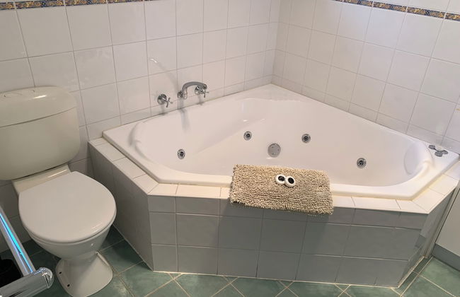 Eltham Retreat - Photo 36