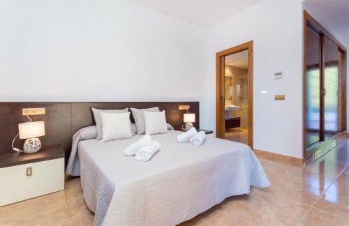 Villa Near Ibiza Town Sleeps 12 - Foto 30