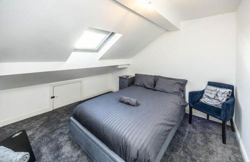 Modern Birkby Lodge Townhouse 2-3 bedroom options - Foto 10