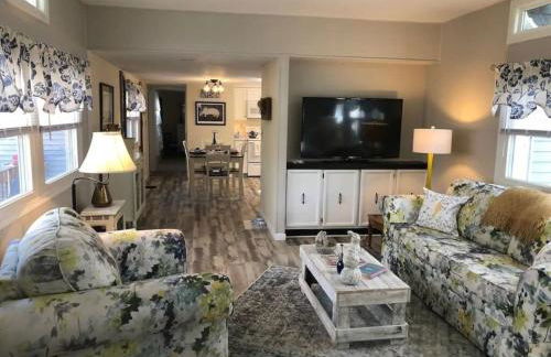 Morning Dove - Hidden Brookside Cottage in the Woods - Hot Tub - Fire Pit - Pet-Friendly - Seneca & Keuka Wine Trails - Foto 4