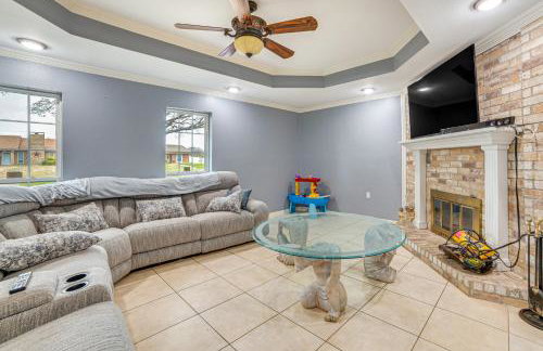 Dallas Area Home with Hot Tub, Families Welcome! - Foto 7