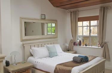 Hidden Treasure set within a 1900's Pumping Station - Photo 12