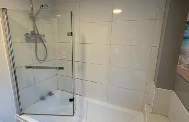 2 bedroom end terrace house - Foto 7