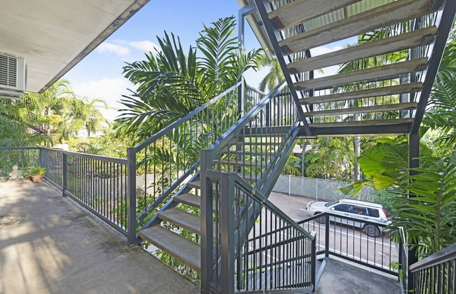 ZEN WESTRALIA - 2BR Cozy Inner City Apt - Foto 1