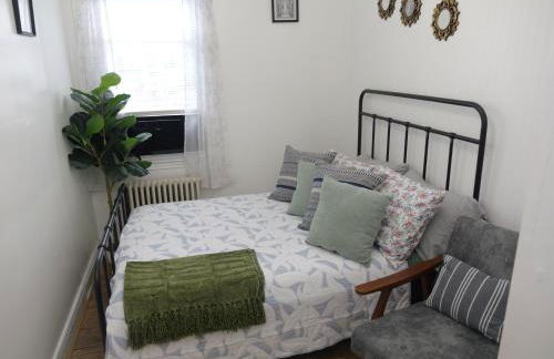 Spacious 4-Bedroom Family Home Sleeps 10 Peaceful Baltimore Suburb - Foto 11