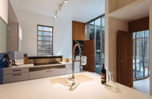 Rabadan Brand New Amazing House with Terrace Parking - Foto 35