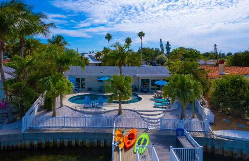 Island Paradise 3 Bed Waterfront/Heated Pool - Foto 41