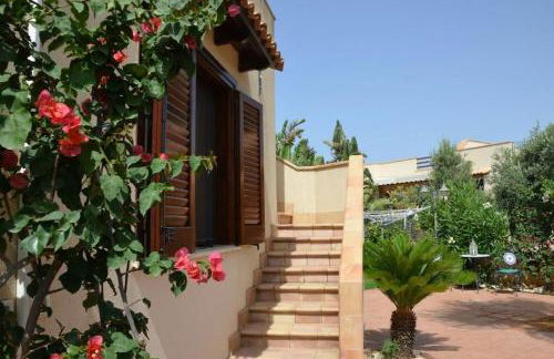 Villa Pino with exclusive private pool only 50m from the beach - Foto 35