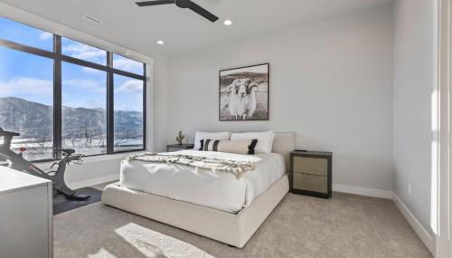 Mountain House PC, Snowy Lake Views Private Hot Tub, New Build, Jordanelle Lake! - Photo 4