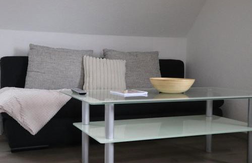 Ferienwohnung mit Schminktisch 2OG - Photo 11