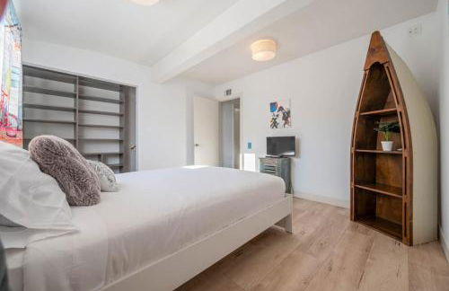 Middlebury Heights with Pool - Foto 24