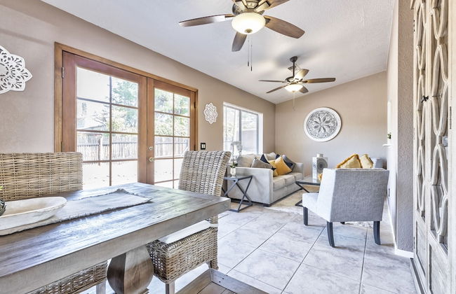 Luxurious Home with Red Rock Views - Foto 23