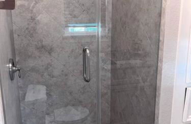 Quiet, Cozy Guesthouse with privacy - Photo 11