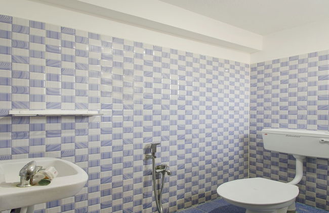 OYO 13036 Home Spacious 2BHK ECR - Foto 9