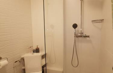 Studio calme et très lumineux, au pied de notre Dame de la Garde - Foto 9