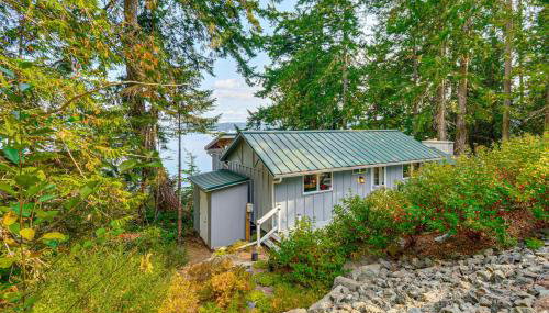 Outdoor Kitchen and Canal Views Cabin in Quilcene! - Foto 4