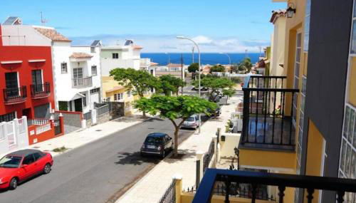 Casa Totalmente Renovada en Zona muy Tranquila!!! Vistas al Mar y Montaña - Foto 2