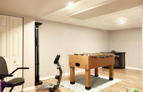 Chain O Lakes Nautical 4Bed 3Bath Waterfront with Bonus Room, Large Deck and Hot Tub - Foto 15