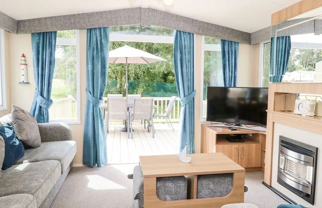 5 Berth 3 Bedroom Caravan Holiday Home in Fritton - Foto 8