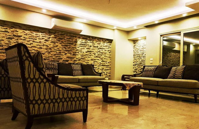 Spacious Executive Luxury Apartment With Balcony - Foto 17