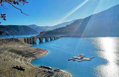 Spacieux T2 en plein centre de Chorges - Foto 12