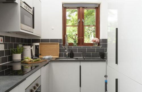 Relaxing getaway with a Hot Tub, Wi-Fi - Foto 8