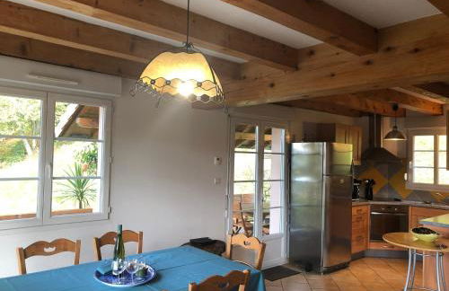 Chalet spacieux avec balcon, WiFi gratuit, proche lac et station de ski - FR-1-589-140 - Photo 13