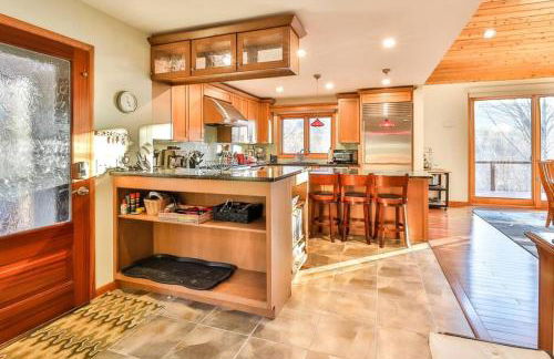 Mountain house w/ stunning views & gourmet kitchen - Foto 6